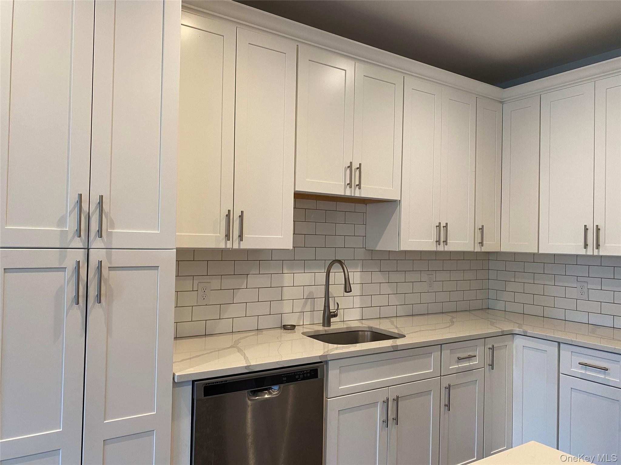 #3 photo, 840 Montauk Highway, Copiague , NY 11726