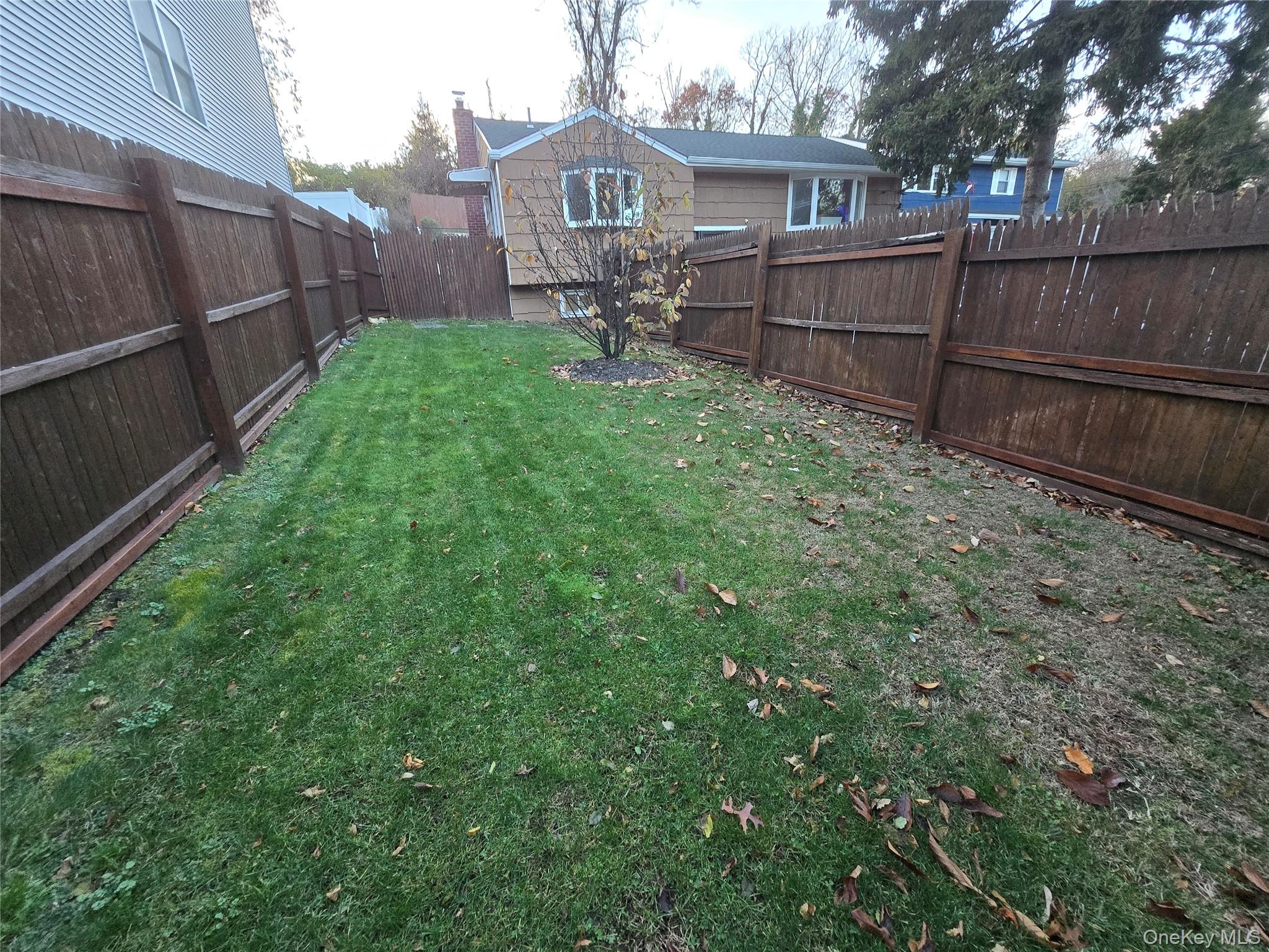 #9 photo, 163 Vernon Valley Road, East Northport , NY 11731