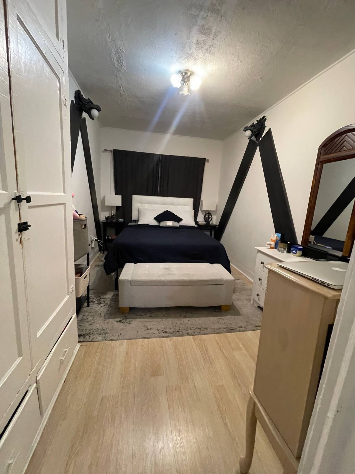 #26 photo, 4125 52nd Street, Woodside , NY 11377