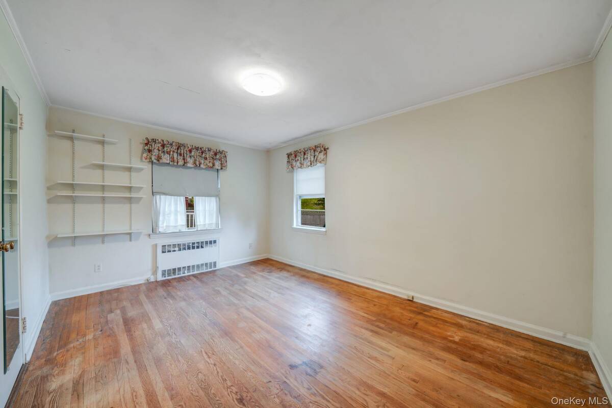 #17 photo, 23106 Union Turnpike, Bellerose Manor , NY 11427