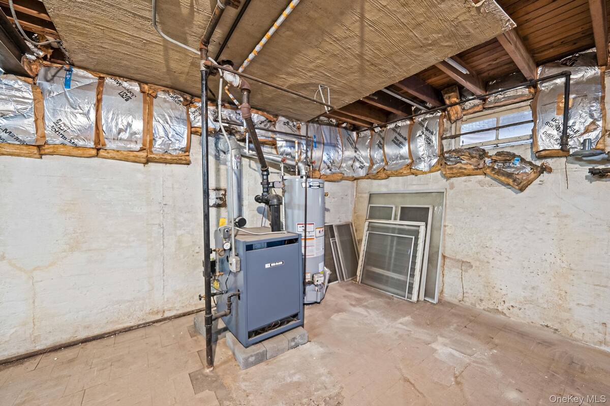 #29 photo, 23106 Union Turnpike, Bellerose Manor , NY 11427