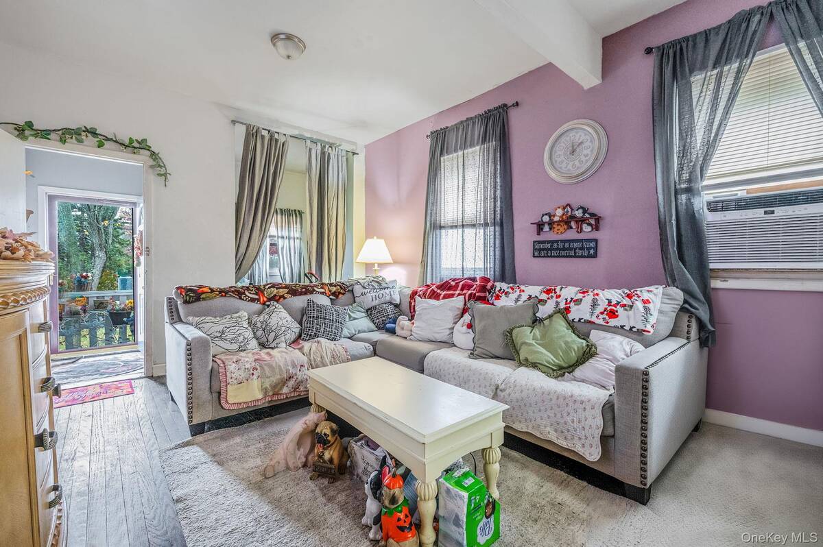 #6 photo, 21 S Summit Avenue, Patchogue , NY 11772