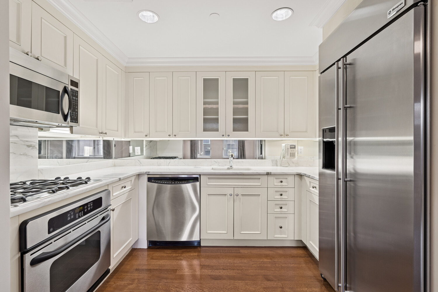 #4 photo, 502 PARK Avenue, Lenox Hill , NY 10022