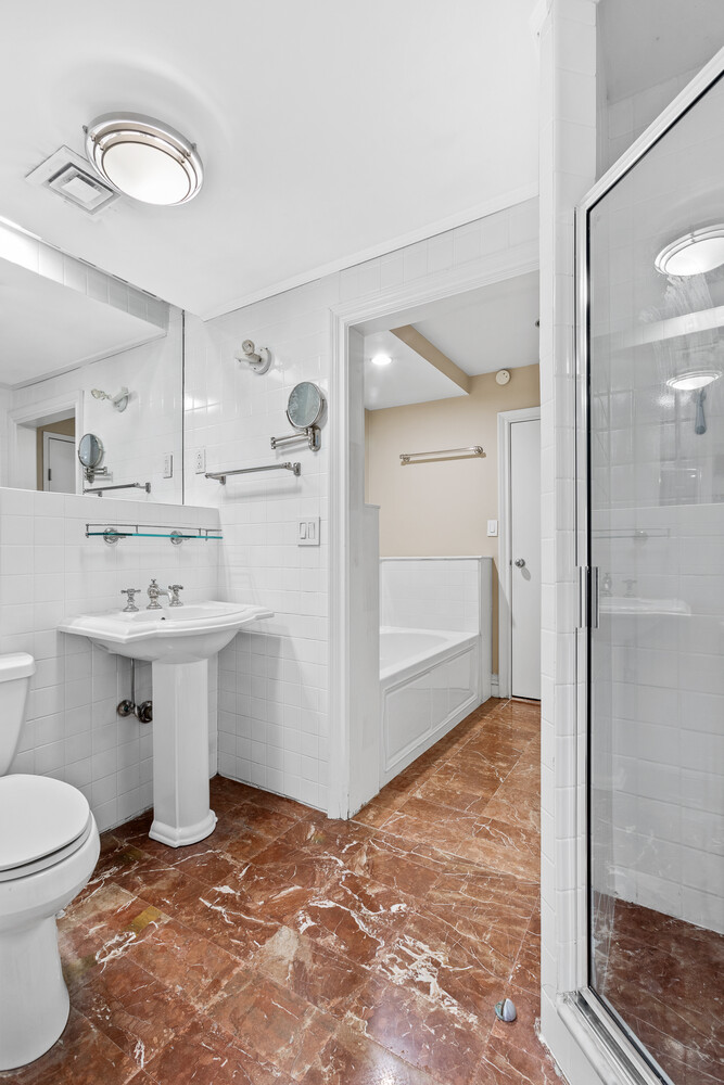 #8 photo, 40 E 74TH Street, Lenox Hill , NY 10021