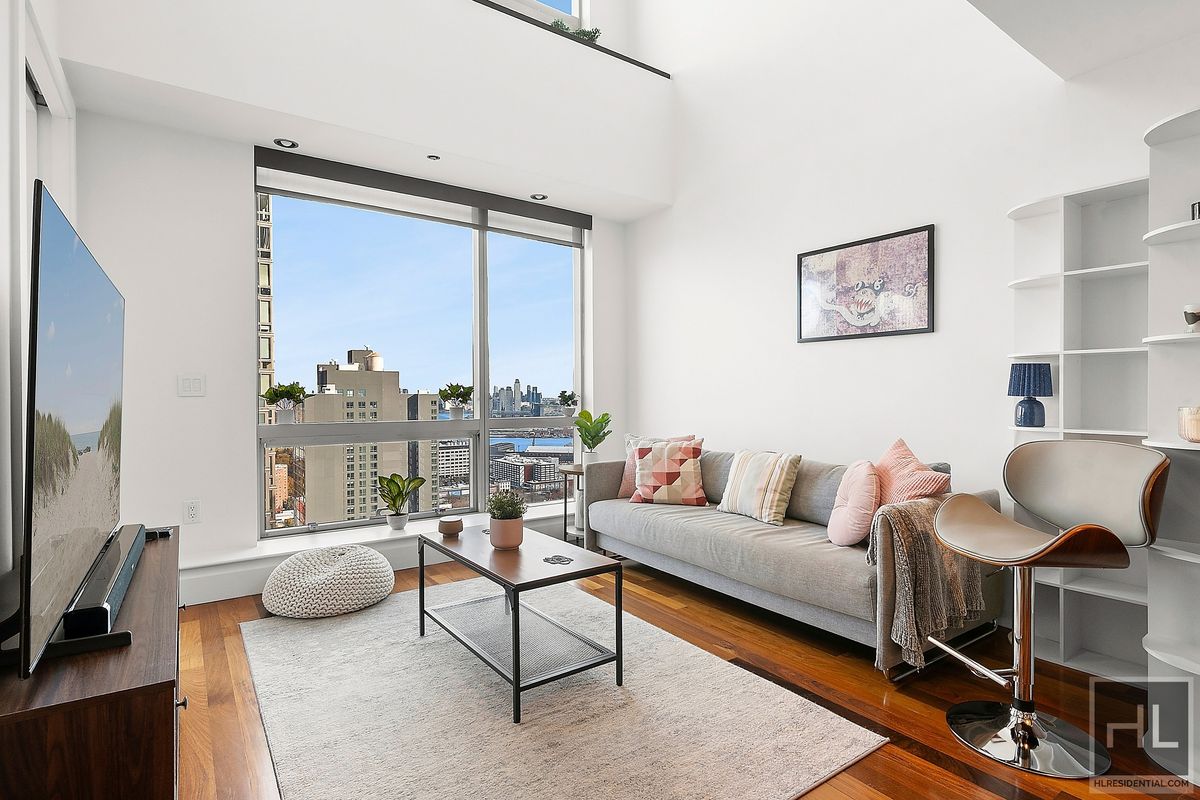 #1 photo, 150 Myrtle Avenue, Downtown Brooklyn , NY 11201