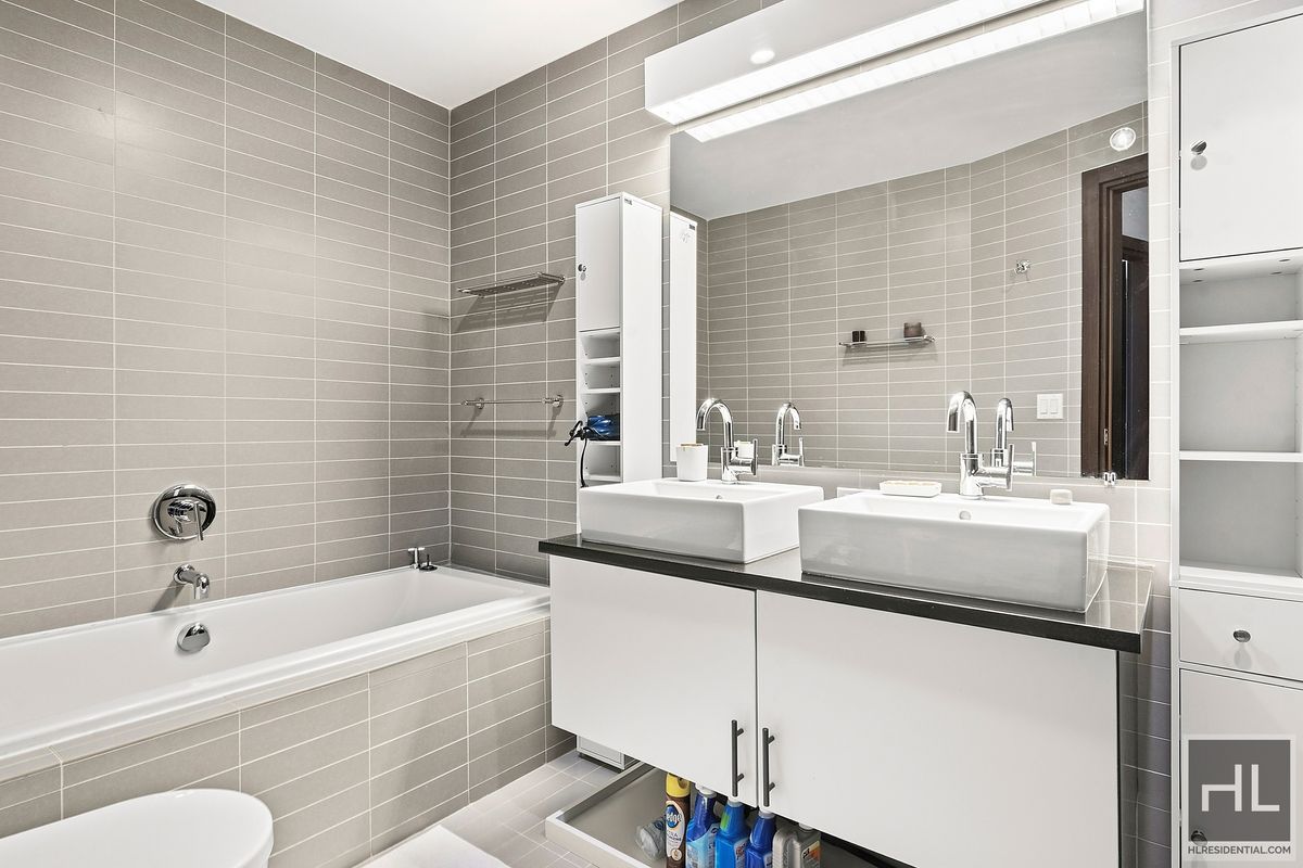 #14 photo, 150 Myrtle Avenue, Downtown Brooklyn , NY 11201