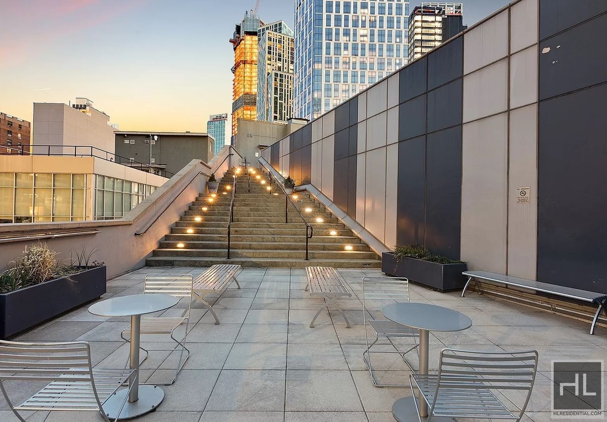 #15 photo, 150 Myrtle Avenue, Downtown Brooklyn , NY 11201