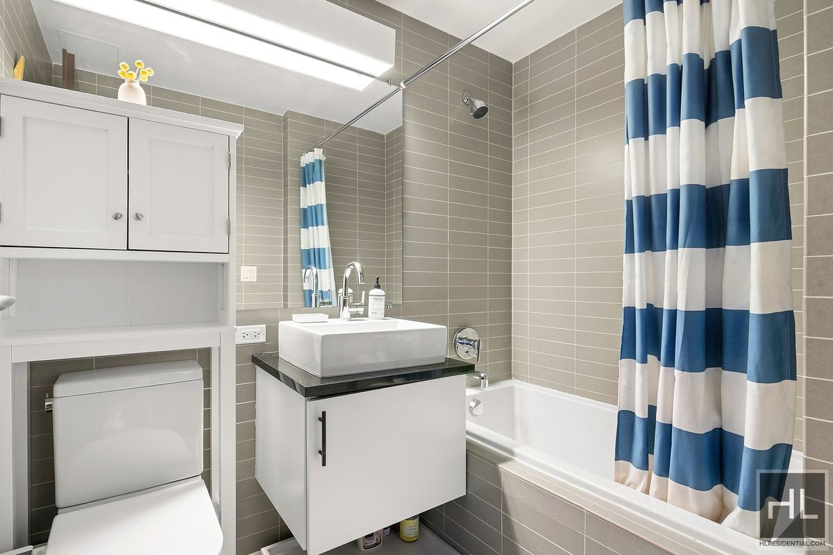 #9 photo, 150 Myrtle Avenue, Downtown Brooklyn , NY 11201