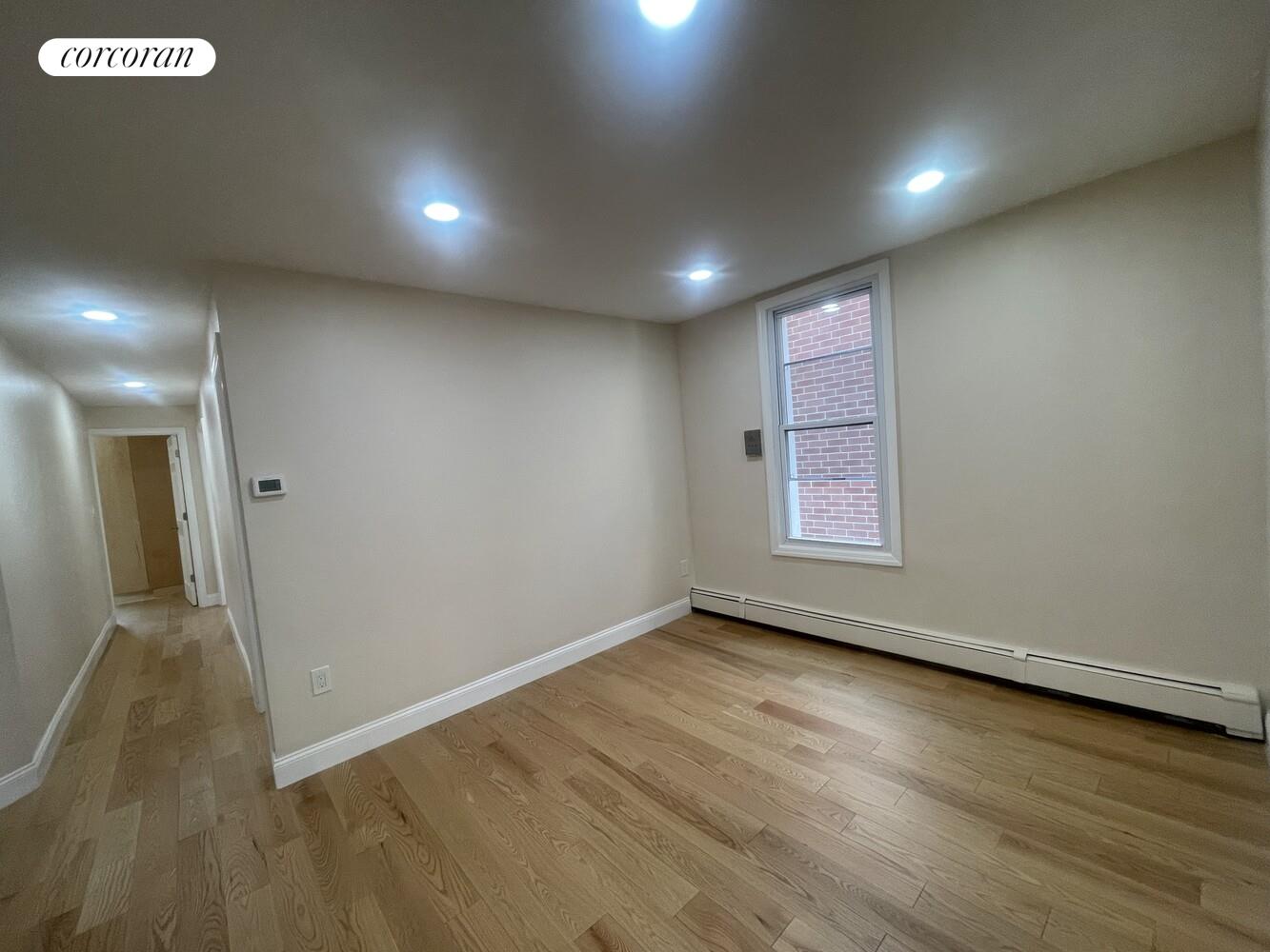 #4 photo, 1222 SIMPSON Street, East Morrisania , NY 10459