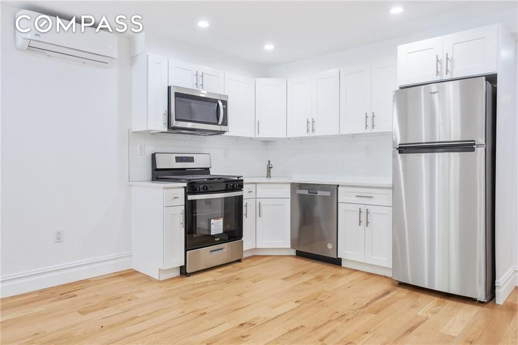 #4 photo, Brooklyn, Bedford-Stuyvesant , NY 11233