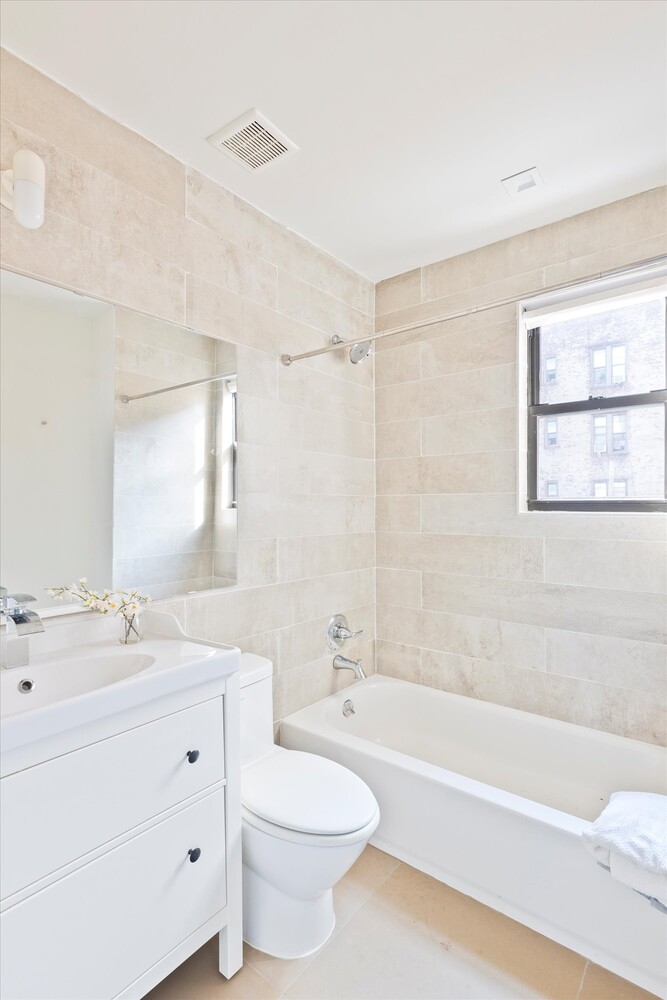 #8 photo, 3014 BRIGHTON 1ST Street, Brighton Beach , NY 11235