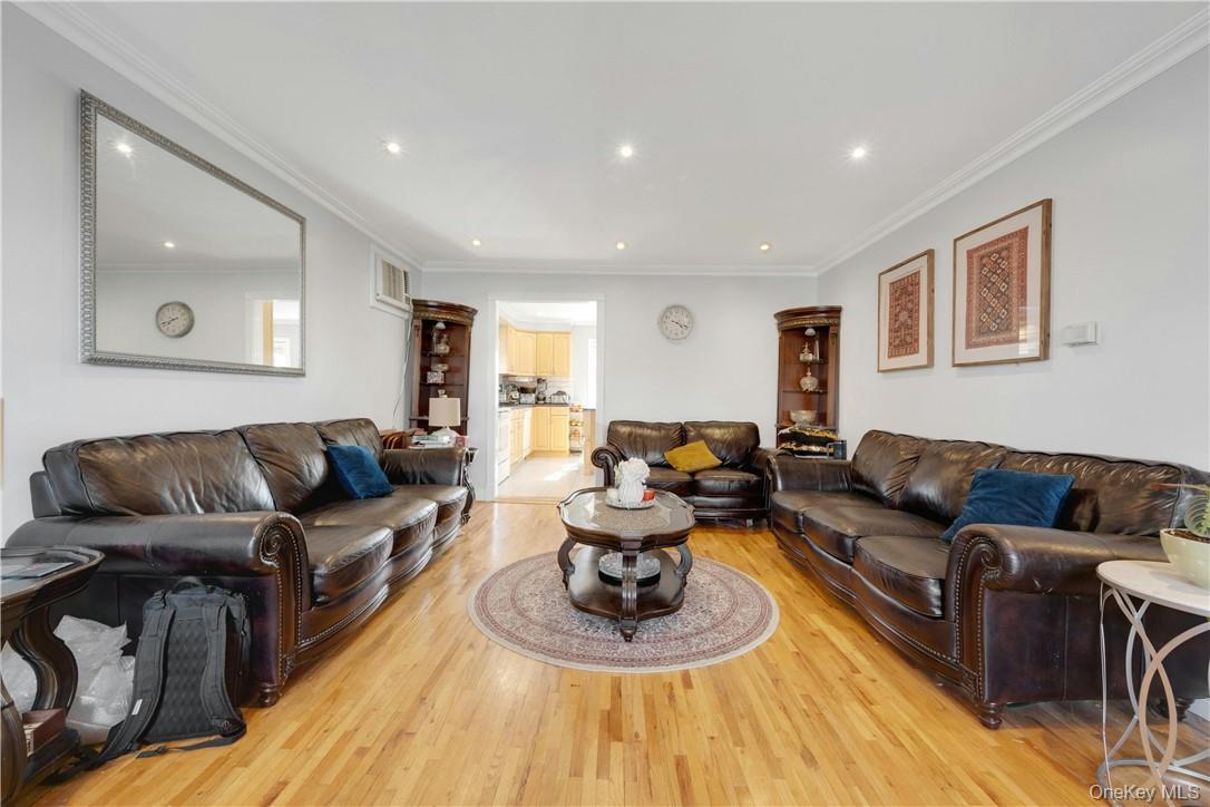 #6 photo, 570 N Barry Avenue, Mamaroneck , NY 10543