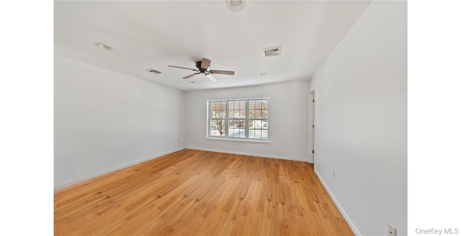 #9 photo, 21 Kings Way, Pawling , NY 12564