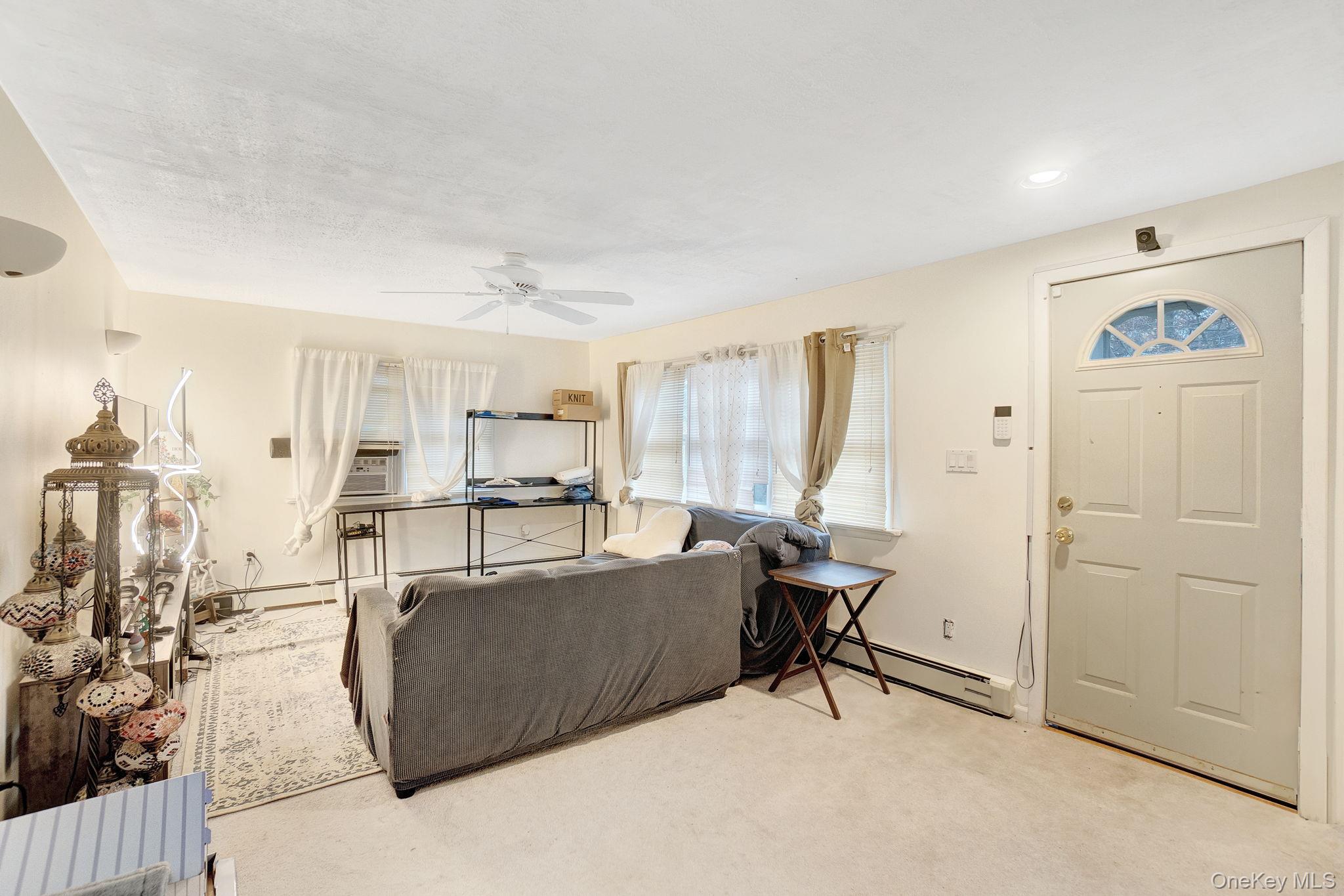 #11 photo, 8 evergreen rd, Rocky Point , NY 11778