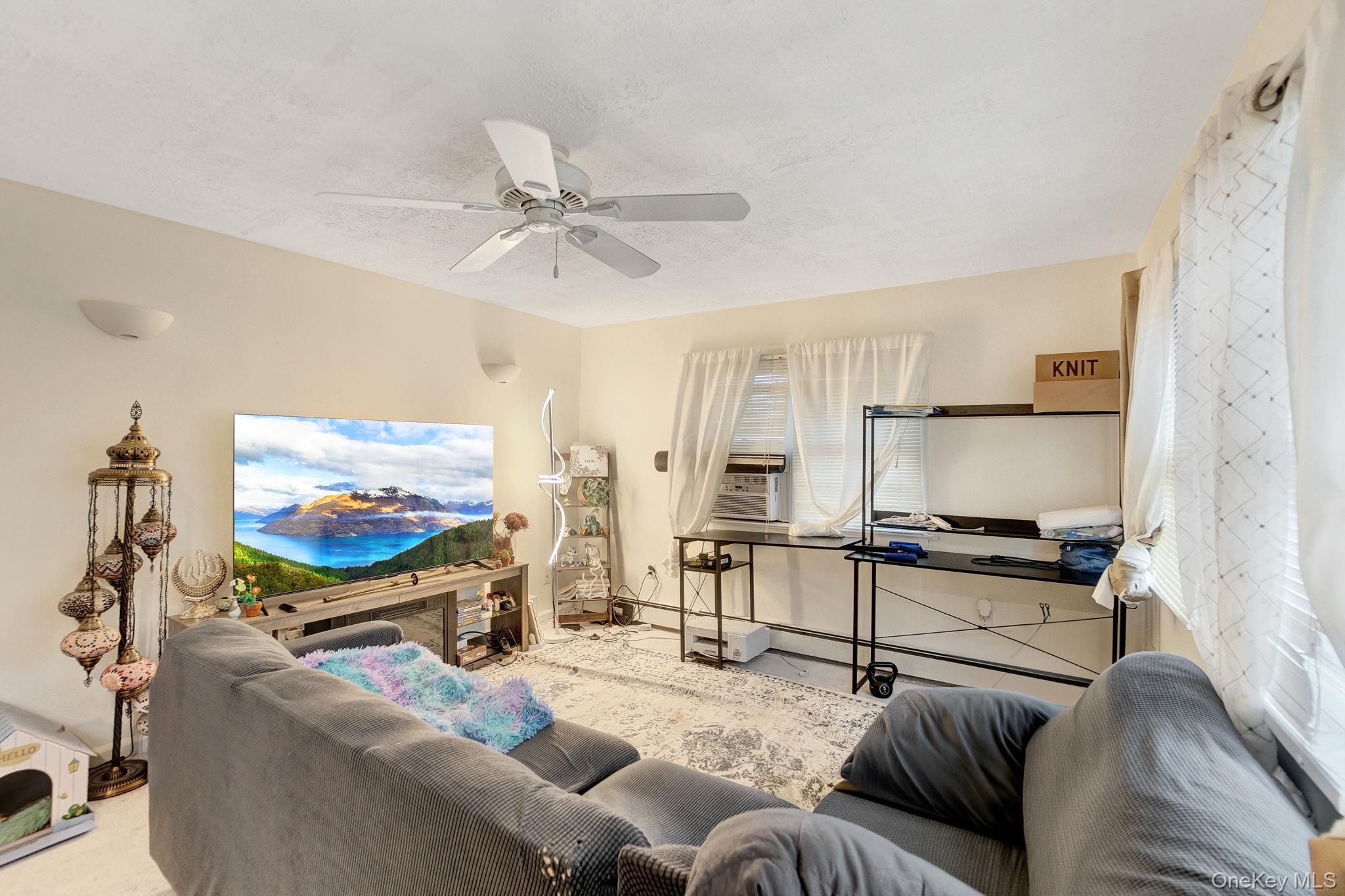 #8 photo, 8 evergreen rd, Rocky Point , NY 11778