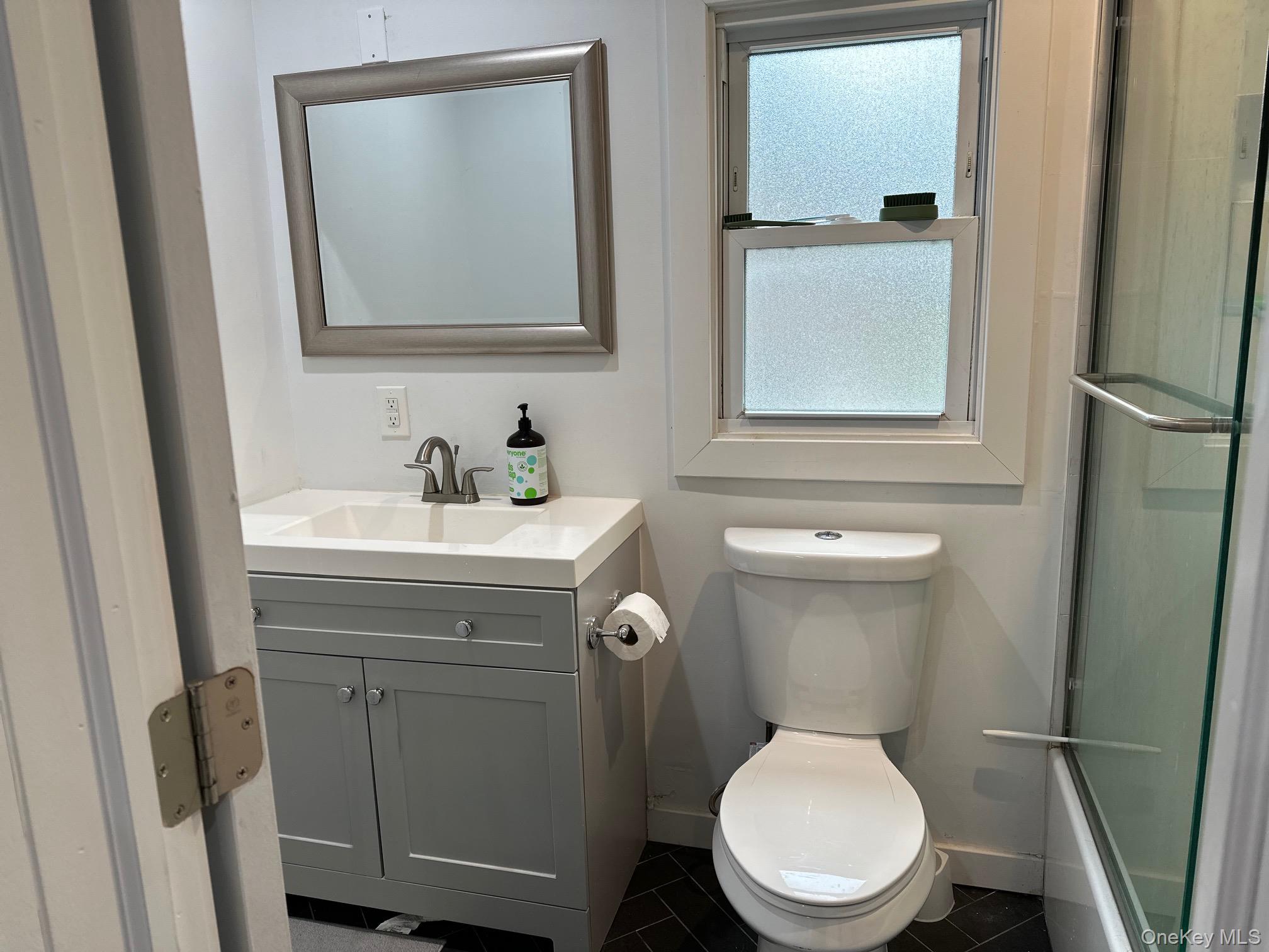 #9 photo, 71 Lannon Place, Port Washington , NY 11050