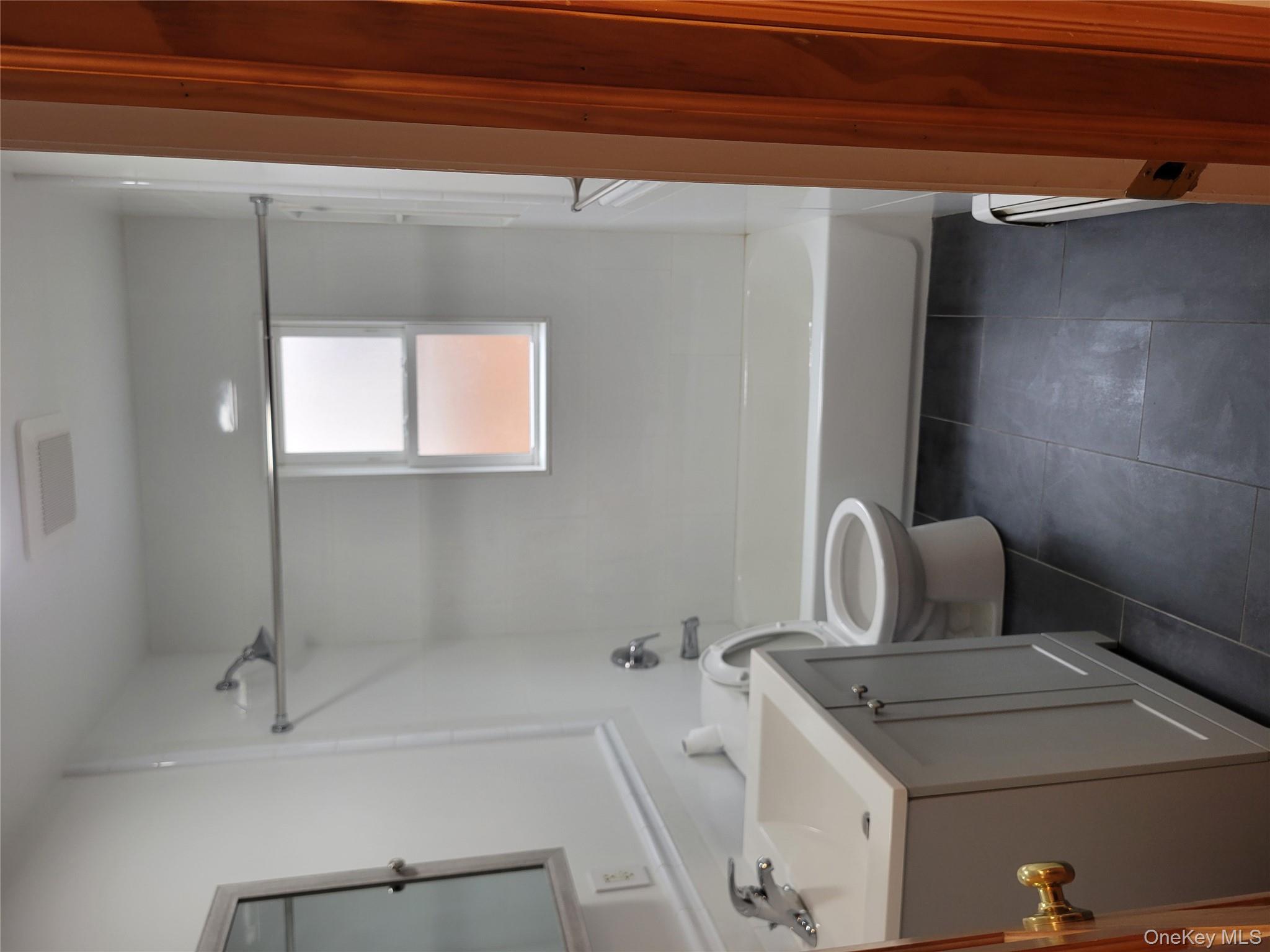 #3 photo, 6006 172nd Street, Fresh Meadows , NY 11365