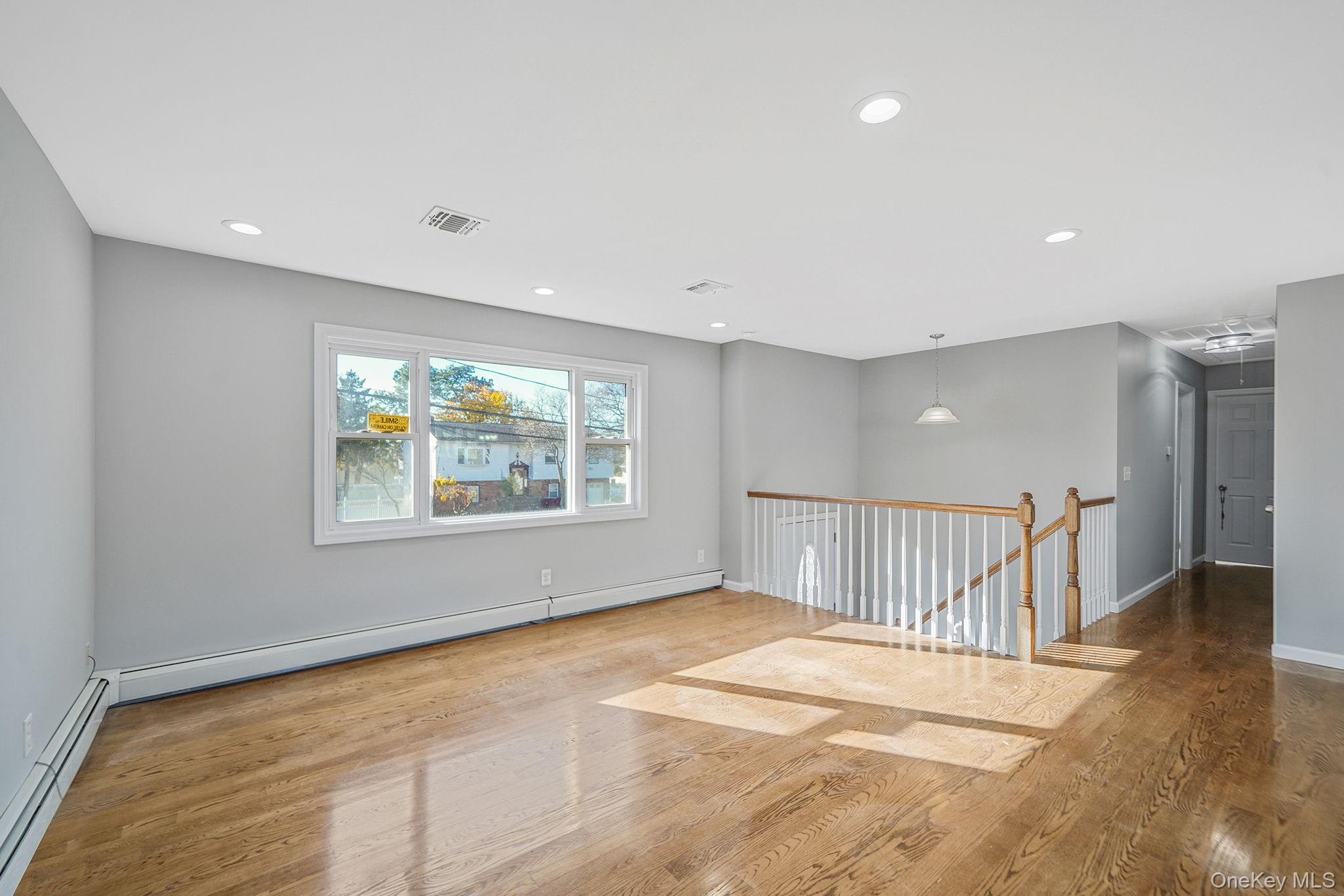 #15 photo, 445 45th Street, Copiague , NY 11726