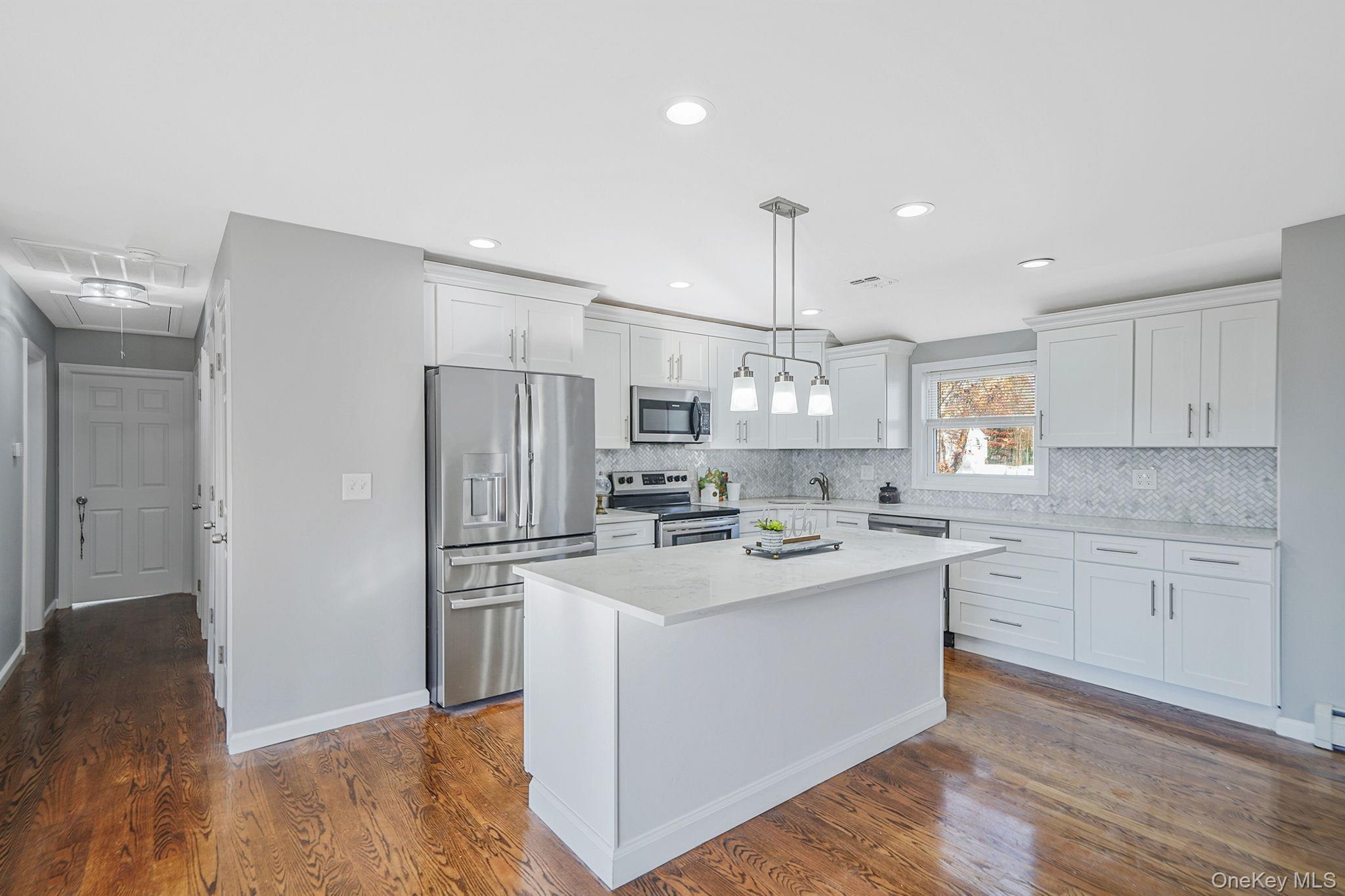 #7 photo, 445 45th Street, Copiague , NY 11726