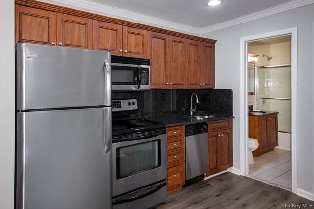 #2 photo, 387C Great East Neck Road, West Babylon , NY 11704