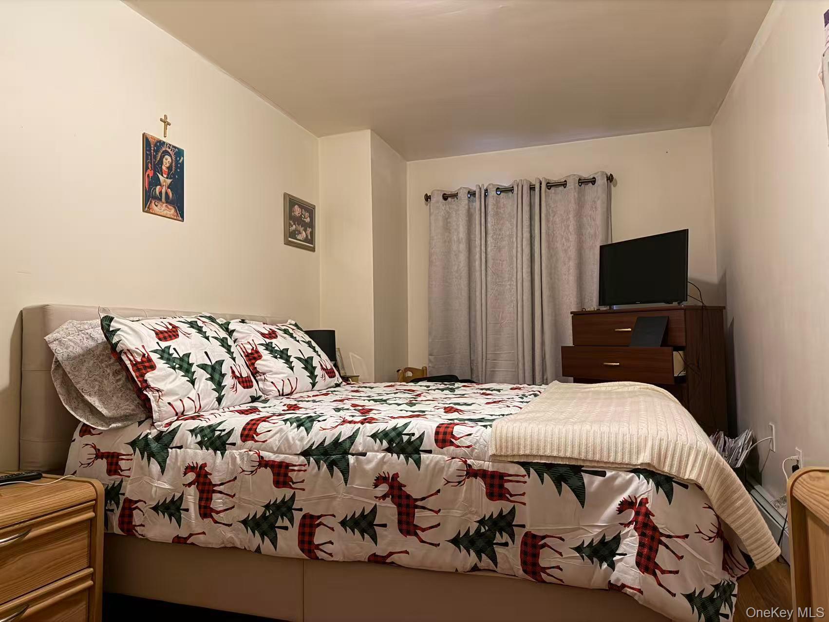 #7 photo, 94-81 218th Street, Queens Village , NY 11428