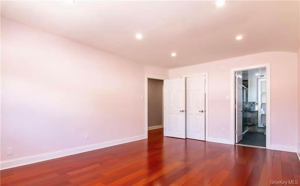 #3 photo, 88 Radford Street, Staten Island , NY 10314