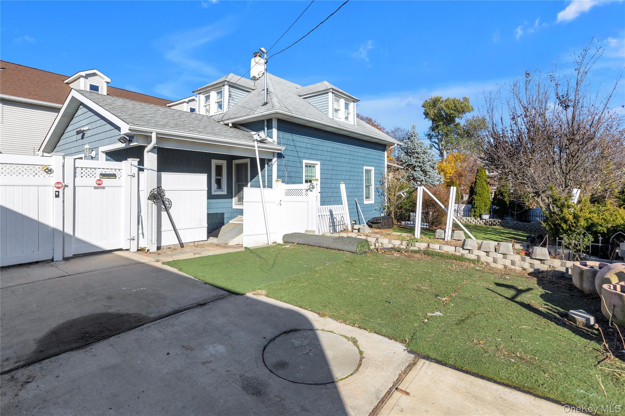 #18 photo, 81 Fairground Avenue, Huntington Station , NY 11746