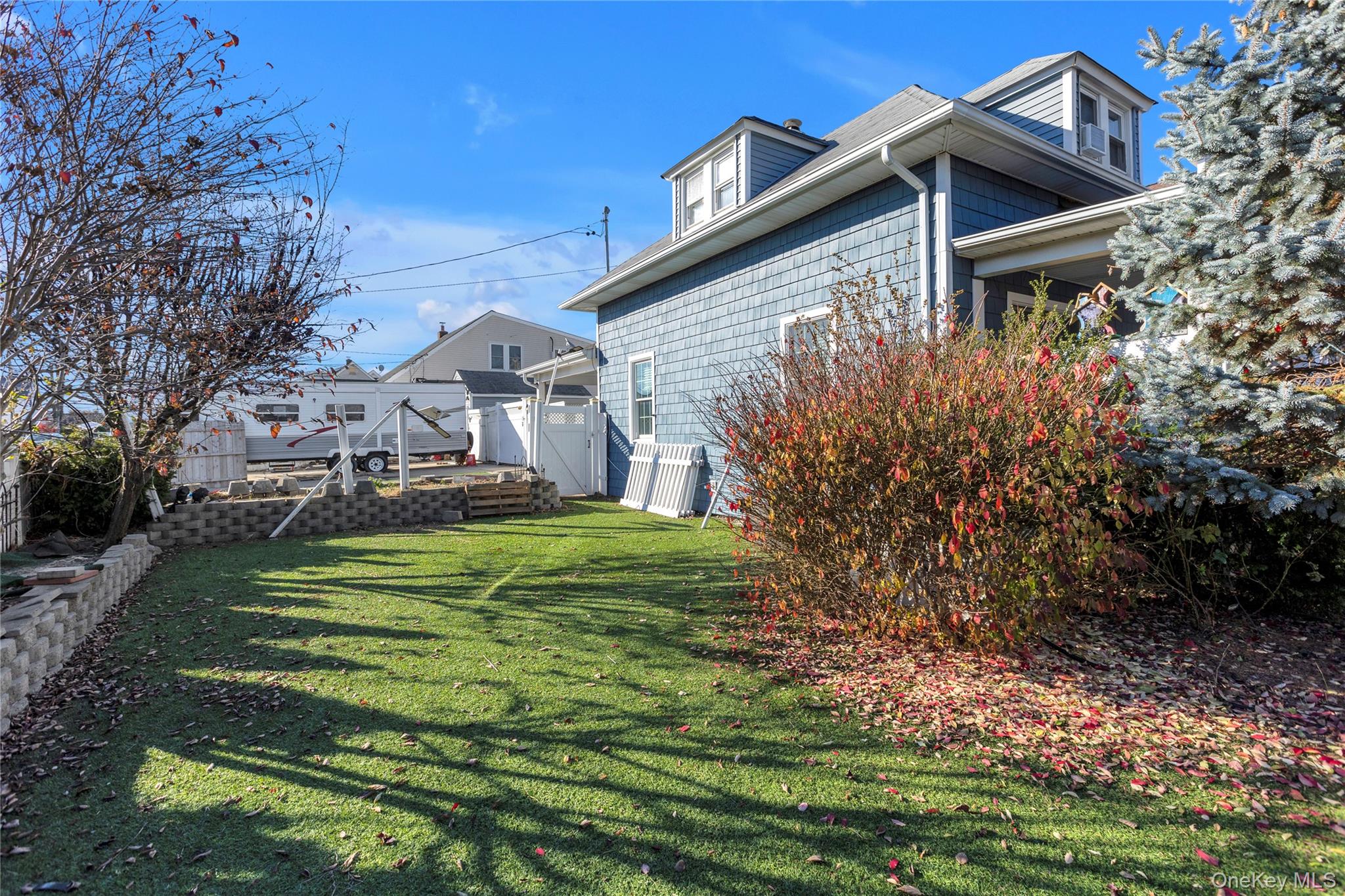 #19 photo, 81 Fairground Avenue, Huntington Station , NY 11746