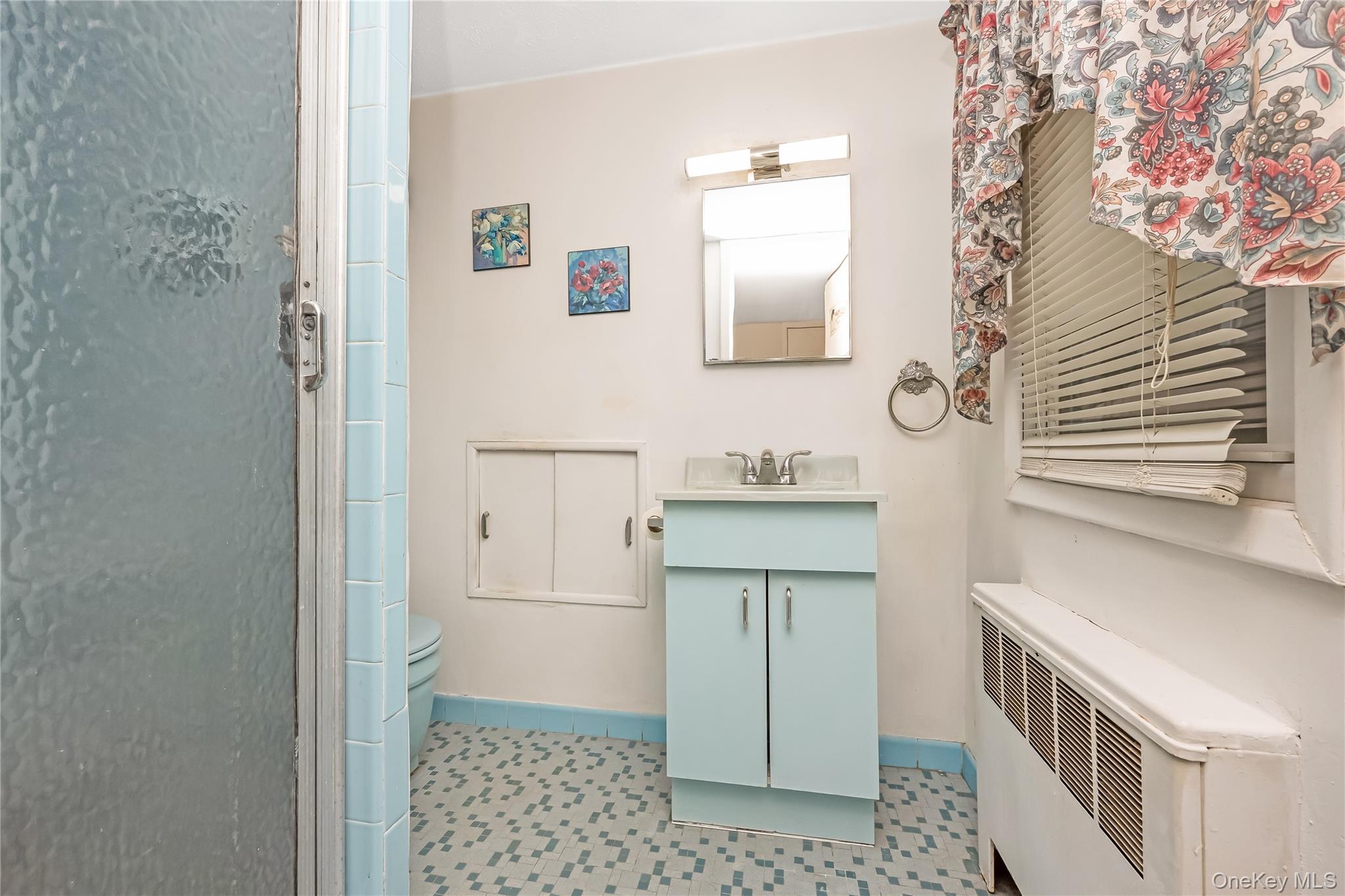 #18 photo, 4 Florida Avenue, Copiague , NY 11726