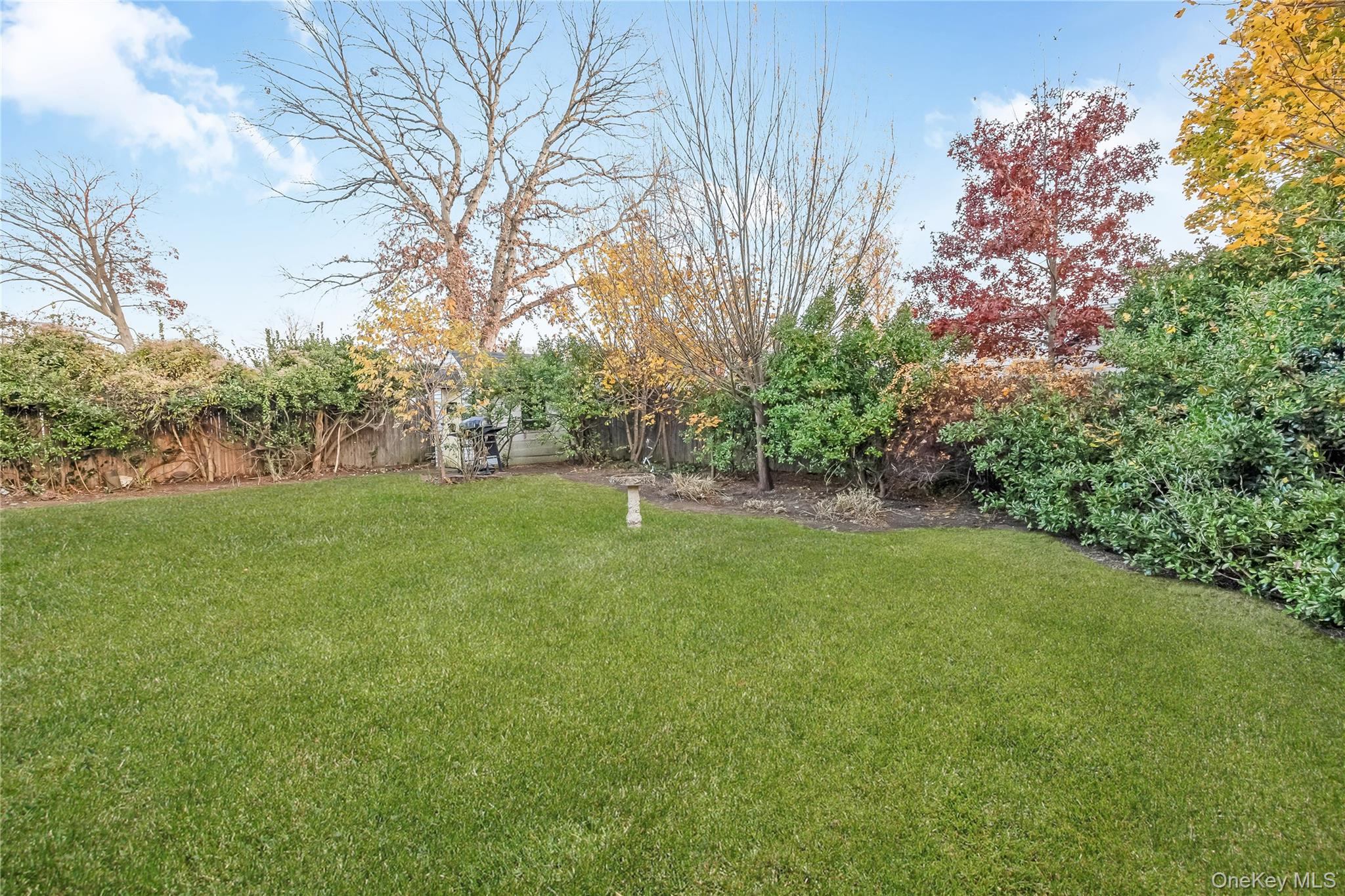 #5 photo, 4 Florida Avenue, Copiague , NY 11726