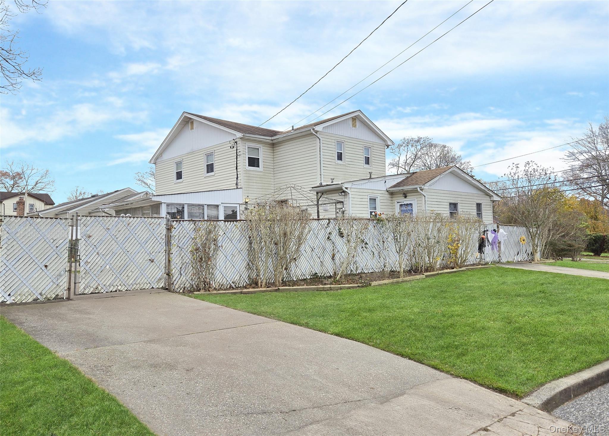 #2 photo, 1 Jamar Lane, Ronkonkoma , NY 11779