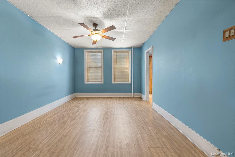 #10 photo, 77-20 79th Street, كوينز Glendale , NY 11385