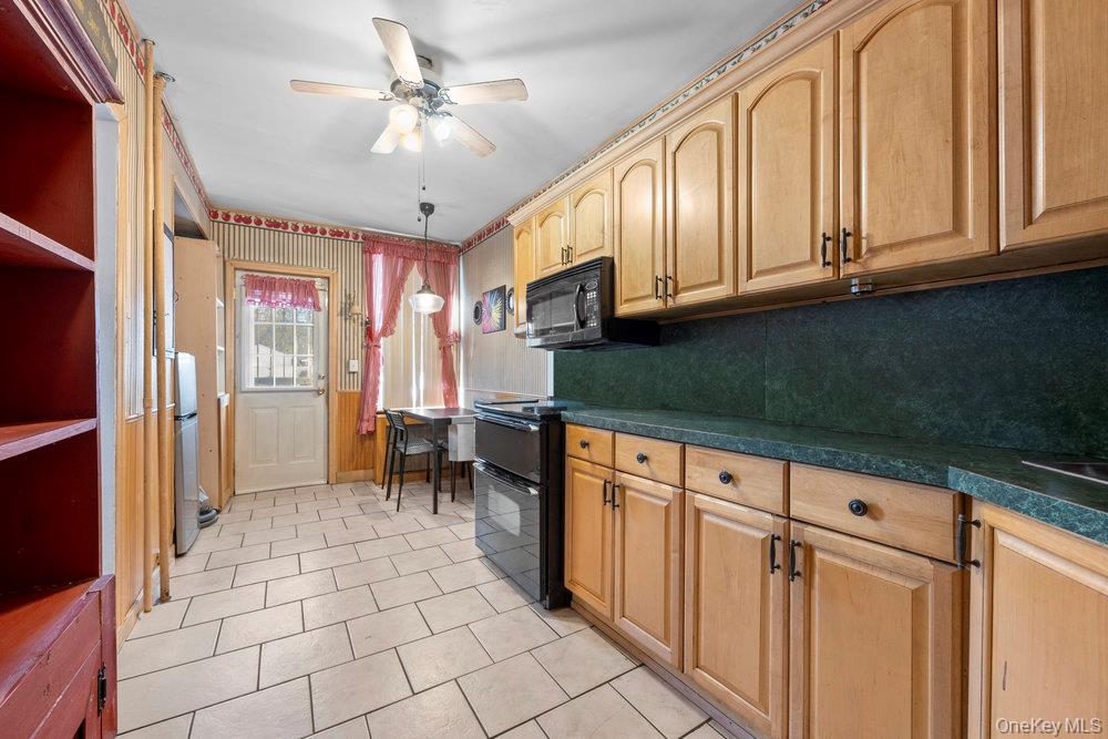 #16 photo, 77-20 79th Street, كوينز Glendale , NY 11385