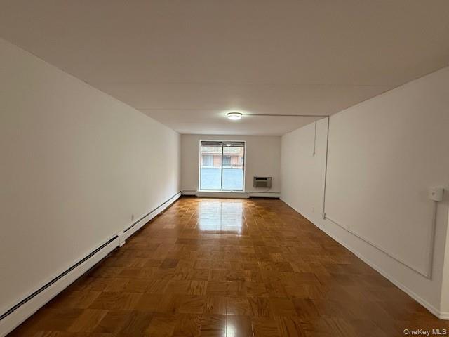 #2 photo, 100 Clinton Avenue, Mineola , NY 11501