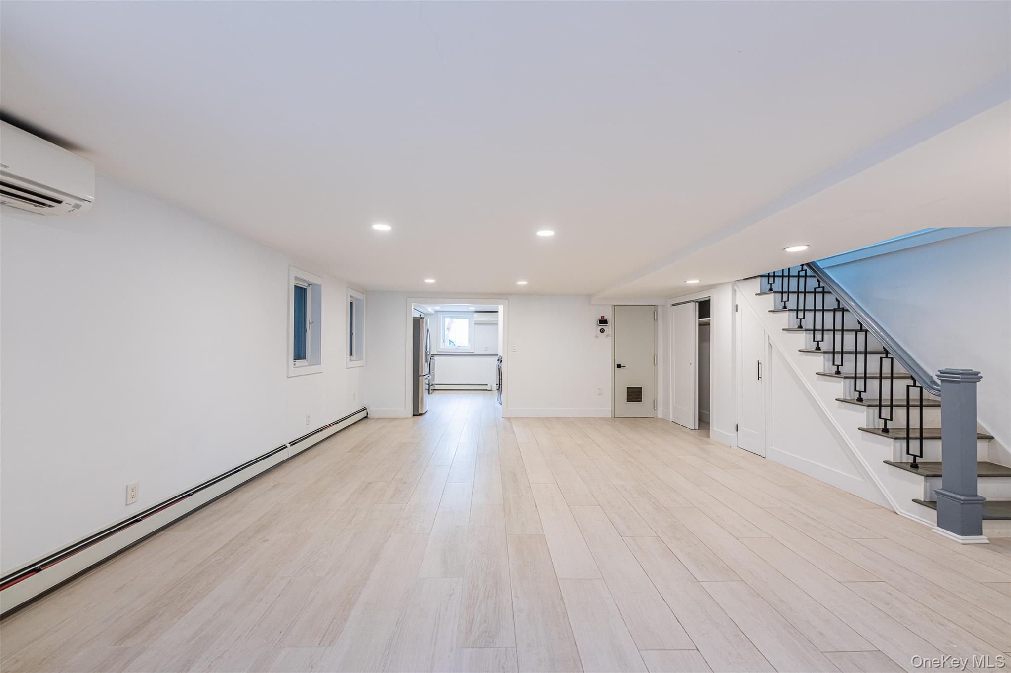 #20 photo, 1822 Astoria Park, Astoria , NY 11102