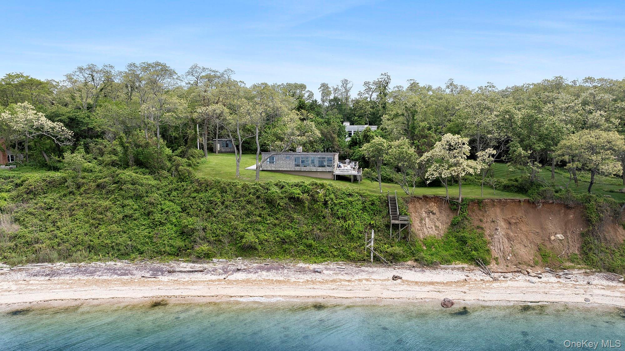 #1 photo, 31059 County Road 48, Peconic , NY 11958