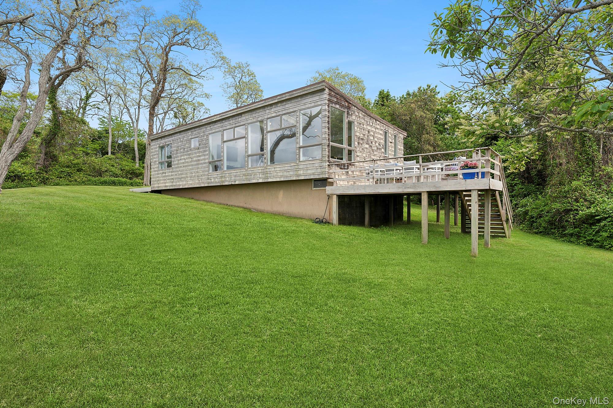 #16 photo, 31059 County Road 48, Peconic , NY 11958