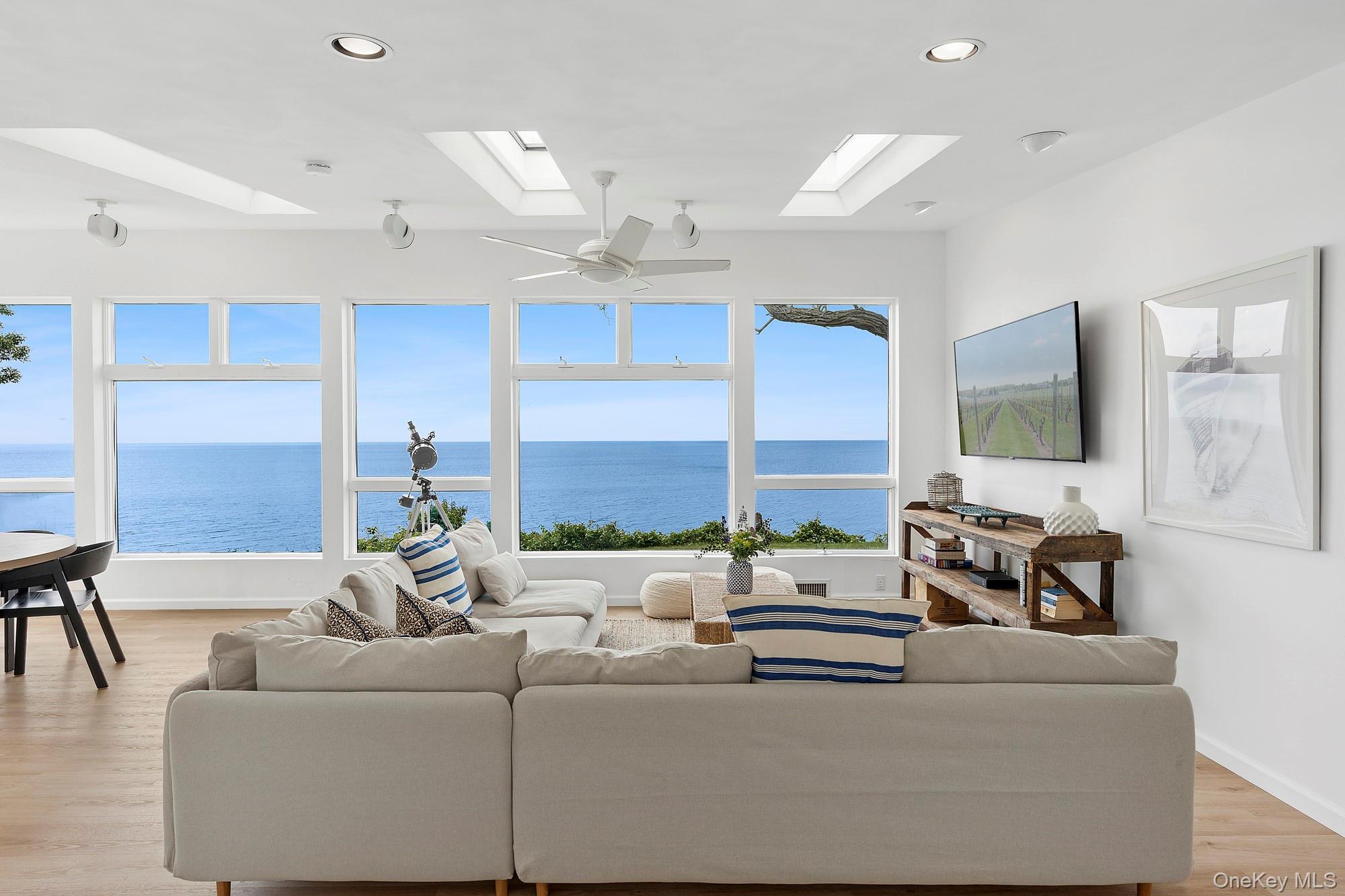 #5 photo, 31059 County Road 48, Peconic , NY 11958