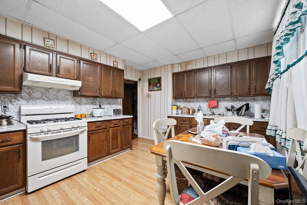 #18 photo, 111-15 Inwood Street, Jamaica , NY 11435