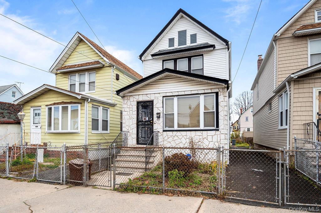 #2 photo, 111-15 Inwood Street, Jamaica , NY 11435