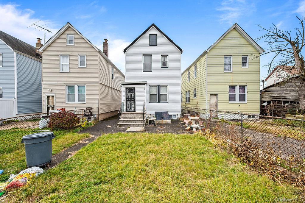#20 photo, 111-15 Inwood Street, Jamaica , NY 11435