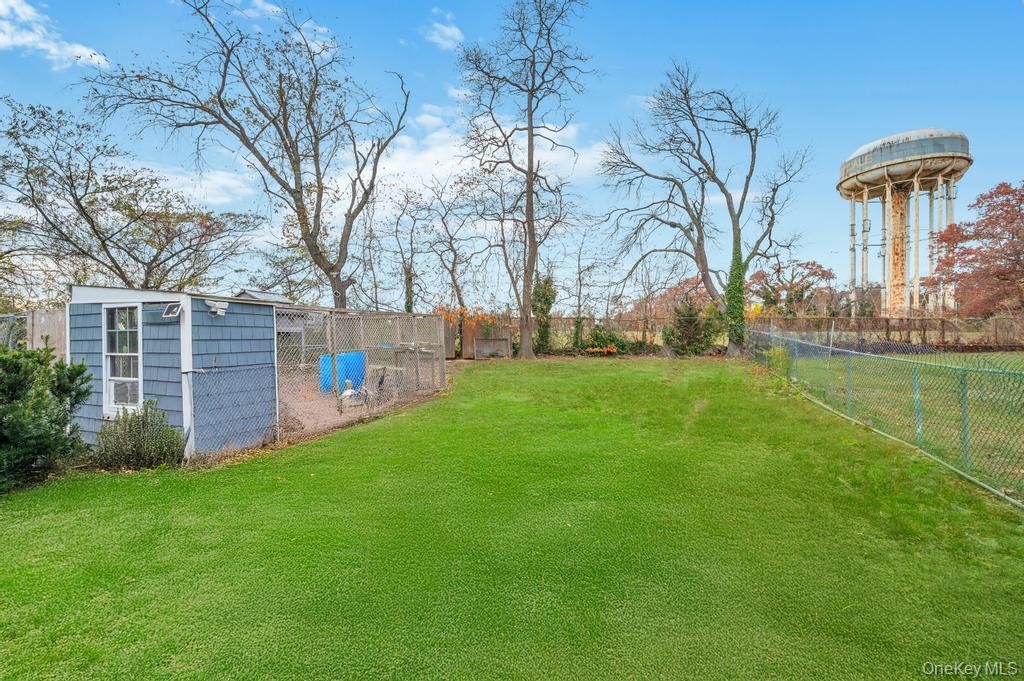 #8 photo, 626 Winthrop Drive, Uniondale , NY 11553