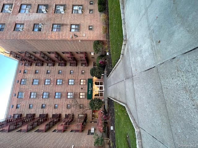 #3 photo, 87-30 204 Street, Hollis , NY 11423