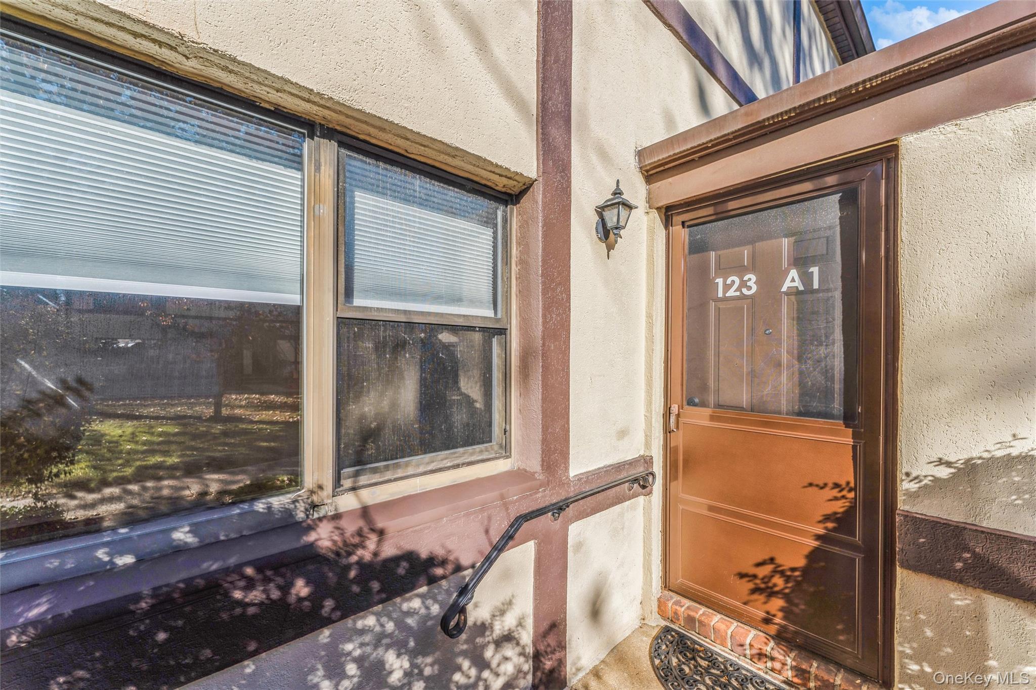 #2 photo, 123 15th Street, Garden City , NY 11530