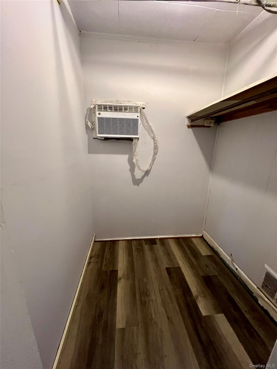 #4 photo, 1612-1616 Route 9W, Marlboro , NY 12542