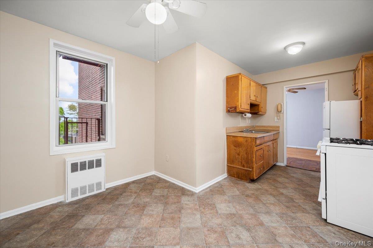 #11 photo, 126 Church Street, New Rochelle , NY 10805