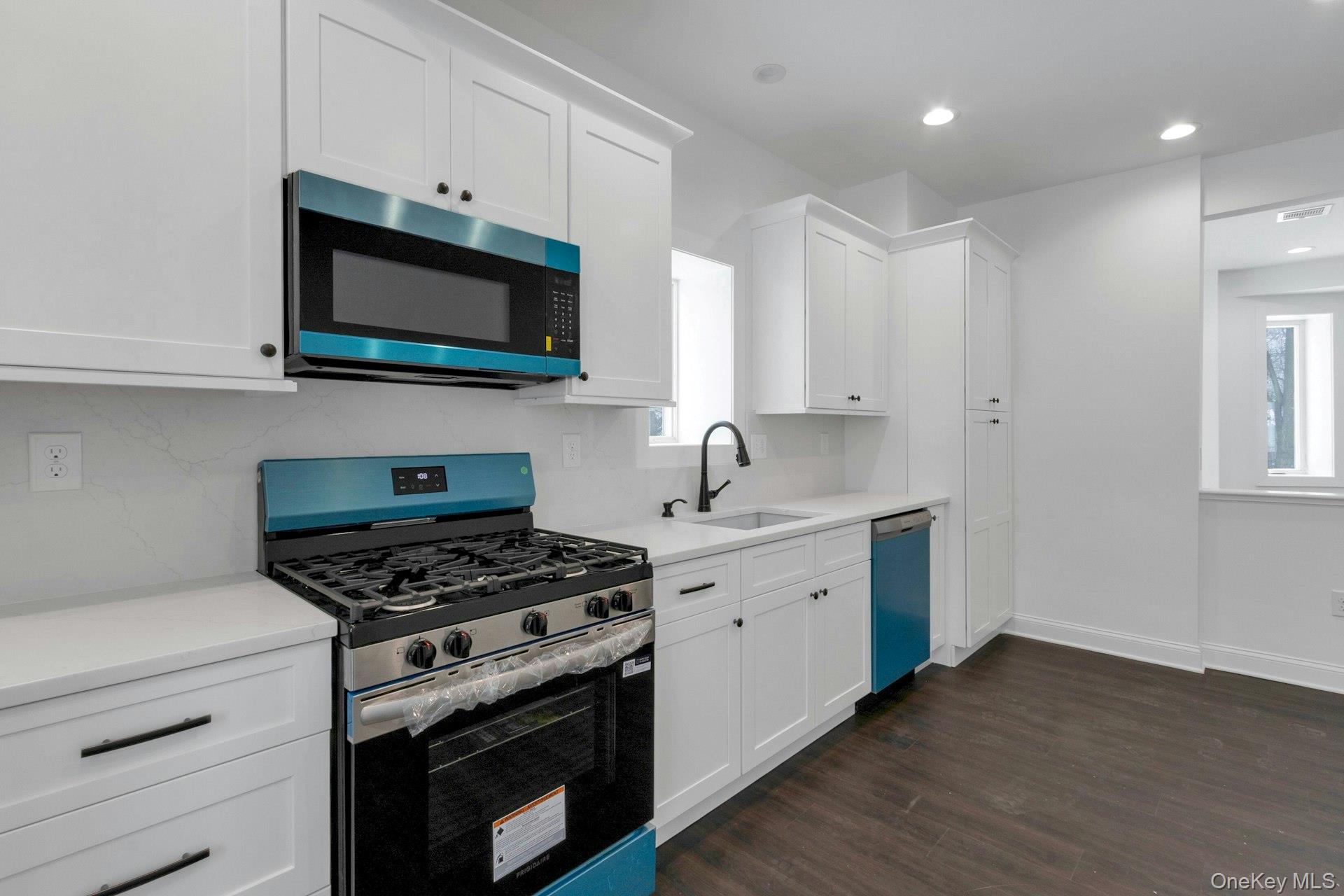 #13 photo, 570 Kings Highway, Valley Cottage , NY 10989