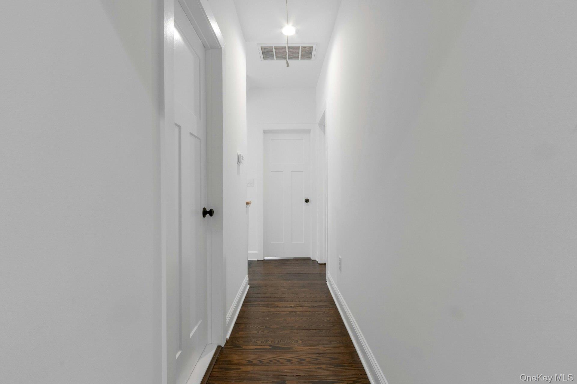 #20 photo, 570 Kings Highway, Valley Cottage , NY 10989