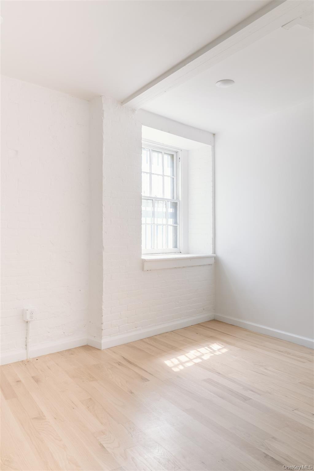 #6 photo, 155 River Street, Troy , NY 12180