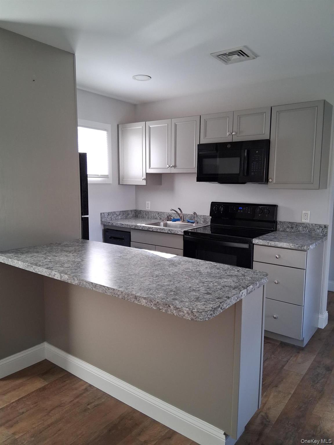 #2 photo, 218 Route 199, Red Hook , NY 12571